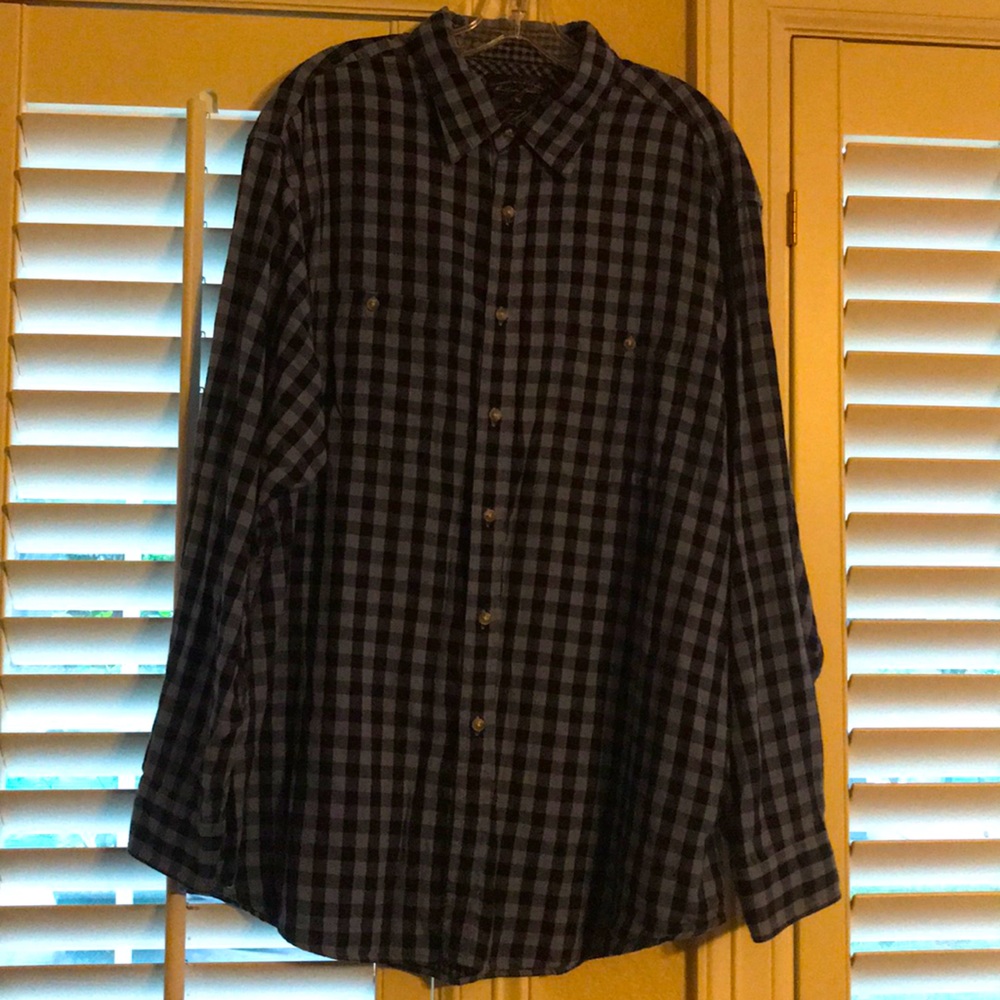 Roundtree & Yorke button down shirt